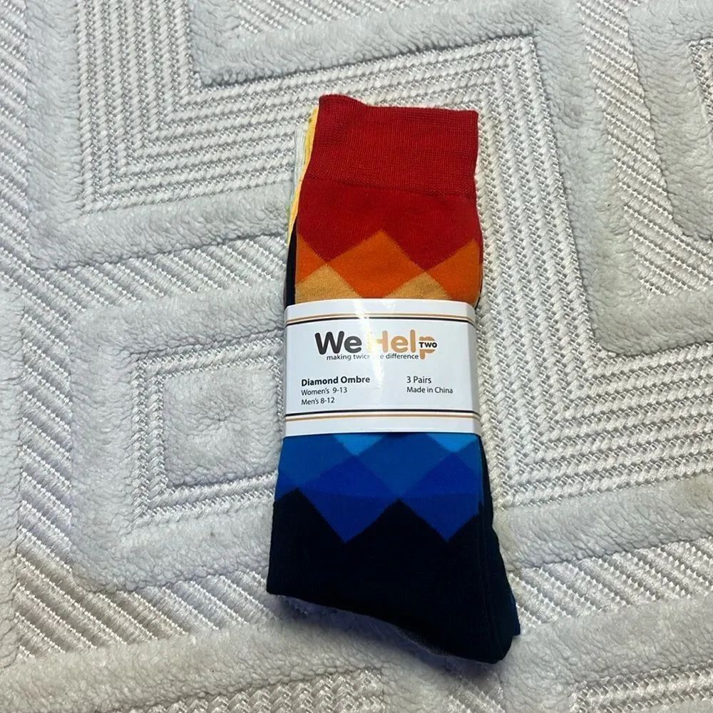 WE HELP - Diamond Style Socks - 3 Pairs
